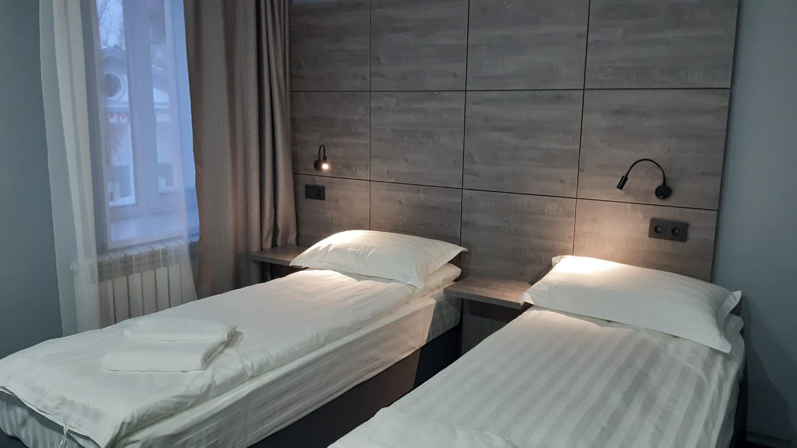 Пример номера «ДеЛюкс номер с 2 отдельными кроватями»